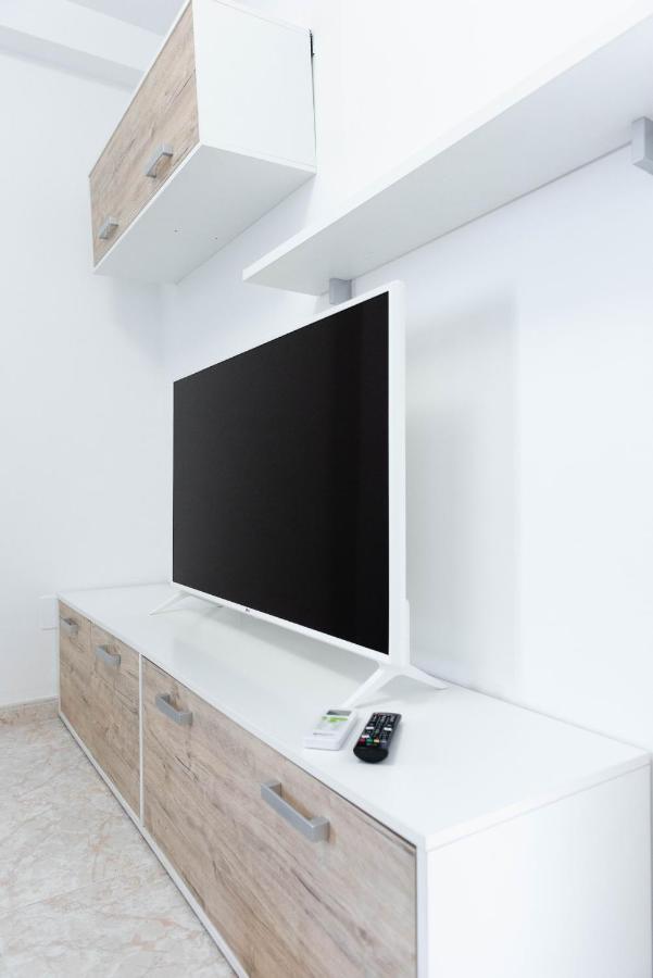 Edificio Chaparil Appartement Nerja Buitenkant foto